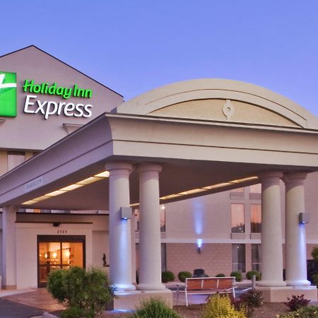 Holiday Inn Express Danville By Ihg Экстерьер фото