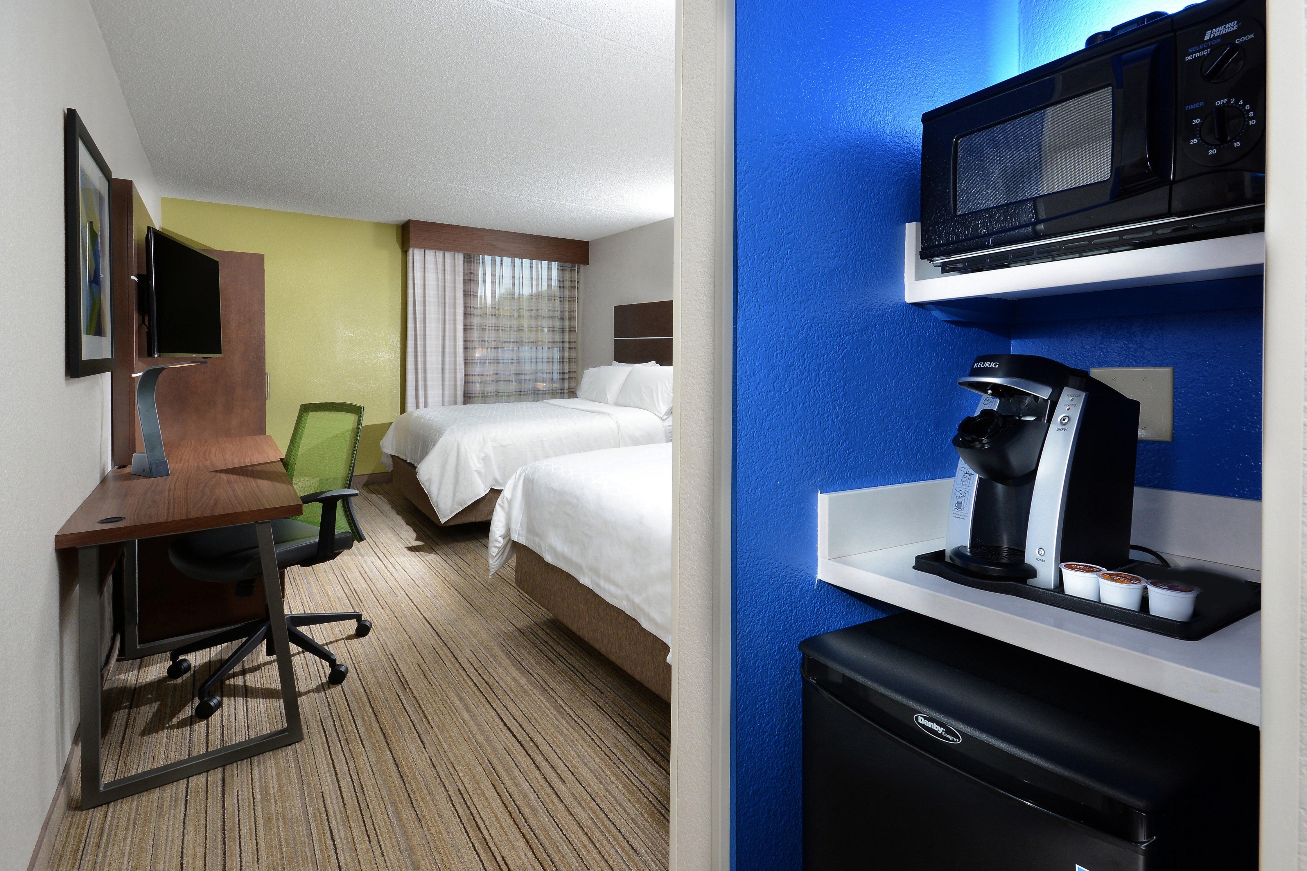 Holiday Inn Express Danville By Ihg Экстерьер фото
